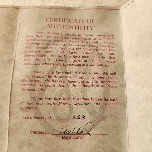 Marie Osmond Porcelain Doll "Young Love Rosebud" Miniature Reproduction 9" - Picture 9 of 13